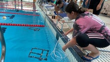 Imagem de Oitenta alunos de nove escolas da Região construíram robôs submarinos (vídeo)