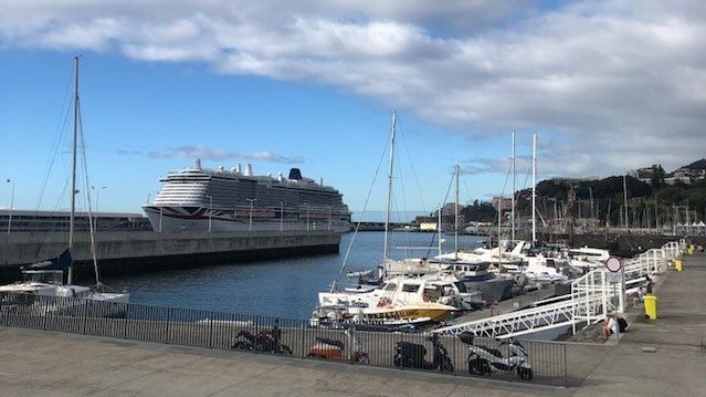 «Iona» voltou ao porto do Funchal com 6359 pessoas a bordo