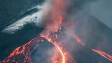 Imagem de Erupção do vulcão Cumpre Vieja supera já os 42 dias de duração do San Juan