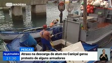 Armadores criticam atrasos na descarga de pescado no porto do Caniçal