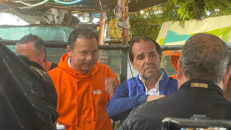 Imagem de Chuva não arrefece os ânimos no Chão da Lagoa