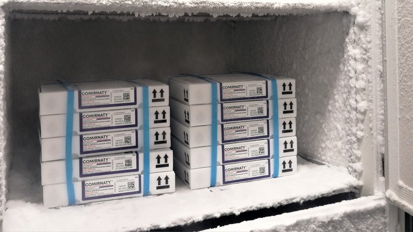 Imagem de Madeira recebe 35.100 vacinas da Pfizer