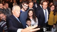 Imagem de Presidente da República vem ver como é o Natal na Madeira e cumpre ritual dos `afetos`