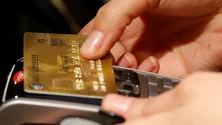 Imagem de Compras presenciais com cartão caíram 12,5% e «contactless» mais do que duplicou