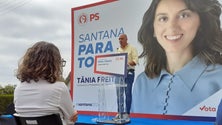 Imagem de PS quer dar murro na mesa por Santana (vídeo)