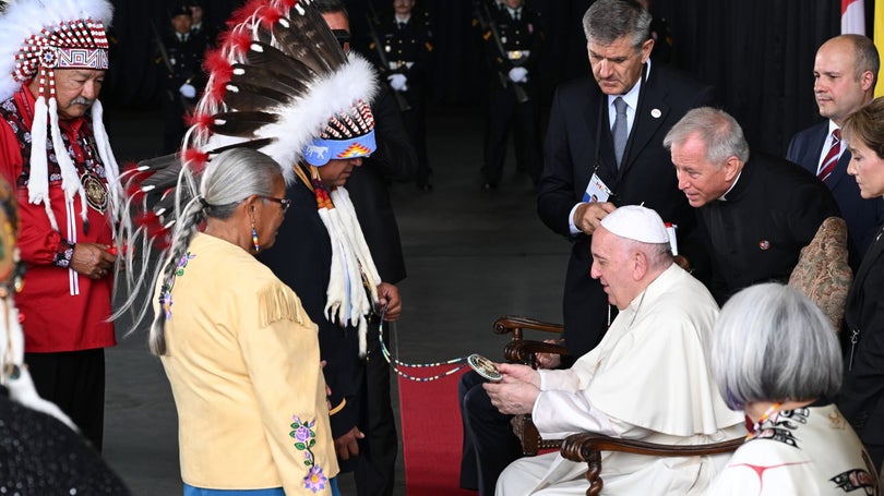Imagem de Papa Francisco chegou ao Canadá para peregrinação penitencial