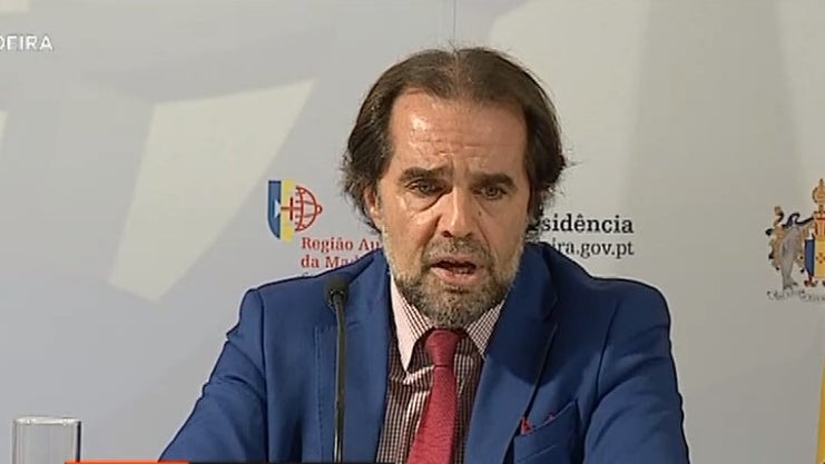 Imagem de Albuquerque reforça que não há transmissão comunitária ativa na Madeira