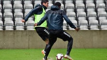 Imagem de Nacional pede o apoio dos adeptos no encontro com o Desportivo das Aves