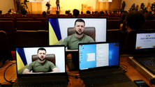 Imagem de Volodymyr Zelensky pede à UE que intensifique sanções à Rússia