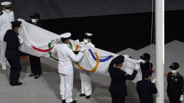 Imagem de Tóquio entregou bandeira olímpica a Paris