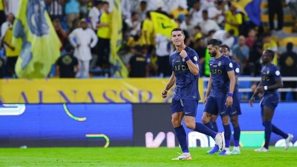 Ronaldo e Otávio marcam na goleada do Al Nassr