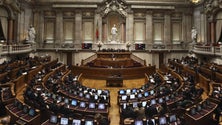 Parlamento português tem menos deputados do que média europeia