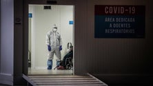 Imagem de Mais 458 infeções e cinco mortes em Portugal