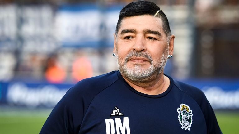 Justiça abre inquérito à morte de Maradona