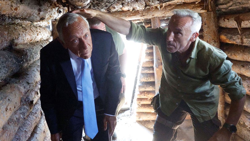 Imagem de Marcelo, o primeiro Presidente a entrar na trincheira em Moschchun