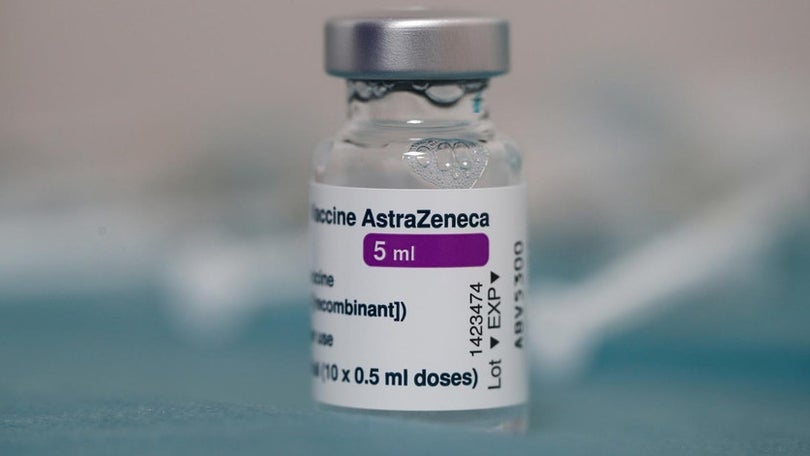 AstraZeneca com eficácia de 77% na prevenção da Covid