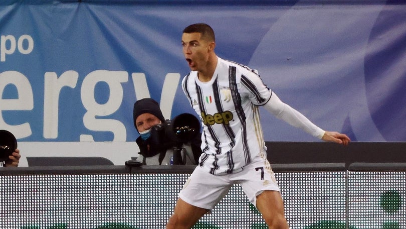 Ronaldo consegue pleno em Itália