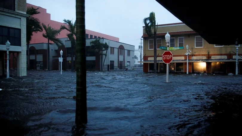 Imagem de Florida com mais de 250 mil casas sem energia após passagem de furacão Idalia