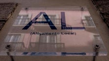 Retirar casa do alojamento local implica pagar mais-valia às Finanças