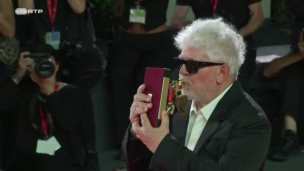 Cinema Europeu: Pedro Almodóvar vence Leão de Ouro no Festival de Veneza