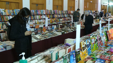 Imagem de Venda de livros em crise (Vídeo)