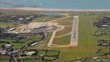 Imagem de Madeira e Jersey vão ter ligações aéreas diretas