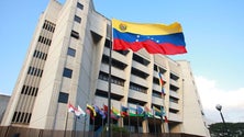 Imagem de STJ venezuelano declara constitucionalidade de novo decreto de exceção e emergência económica