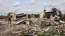 Imagem de Rússia anuncia controlo total de Lugansk