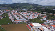 Câmara de Angra recupera habitação degradada (Vídeo)