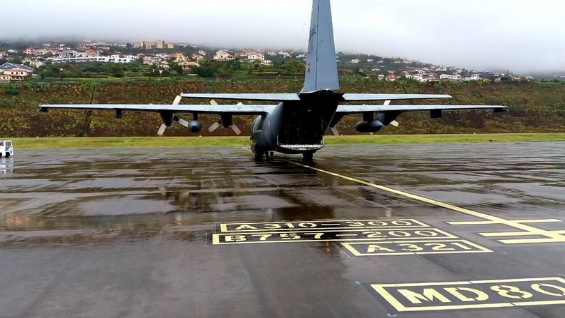Imagem de Covid-19: Aterrou esta tarde na Madeira um avião com duas toneladas de material