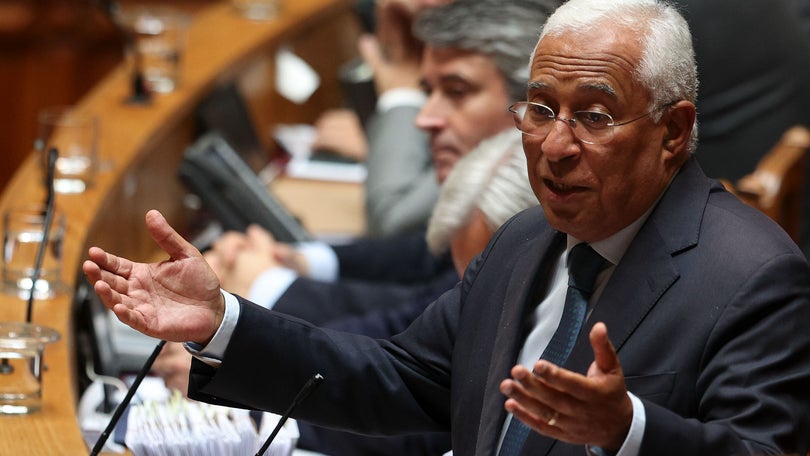 Imagem de António Costa não vê qualquer tipo de ilegalidade na atuação do SIS