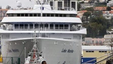Imagem de Forte ondulação danifica cabos e escada de embarque do Lobo Marinho