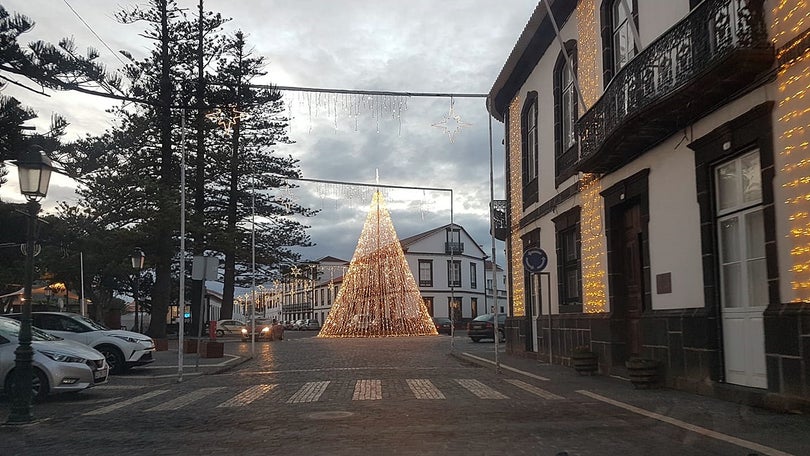 Imagem de Montra de Natal – SOM