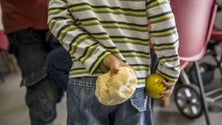 Imagem de 80% dos portugueses vivem com dificuldades financeiras