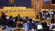 Crise política em debate no parlamento (vídeo)