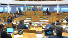 Imagem de Parlamento aprova regras para contratar professores (Vídeo)