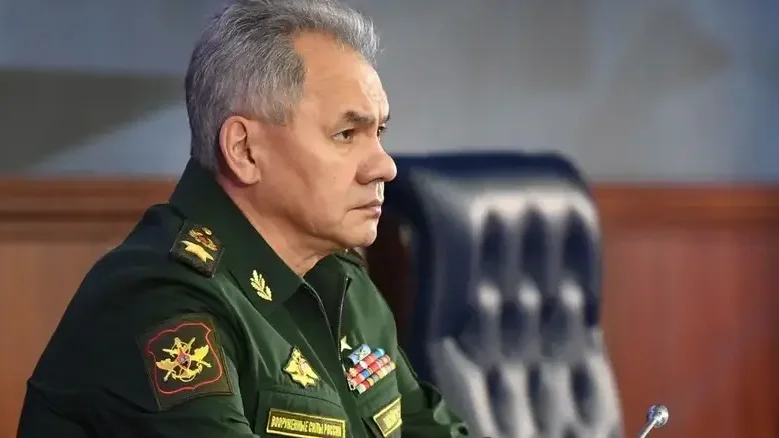 Ministro da Defesa russo quer duplicar produção de mísseis de alta precisão