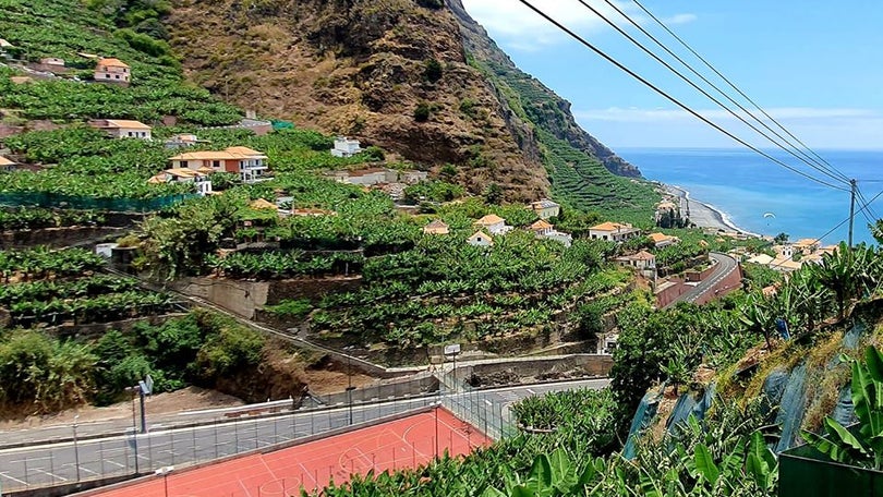 Imagem de Trânsito interrompido por dois meses na Madalena do Mar