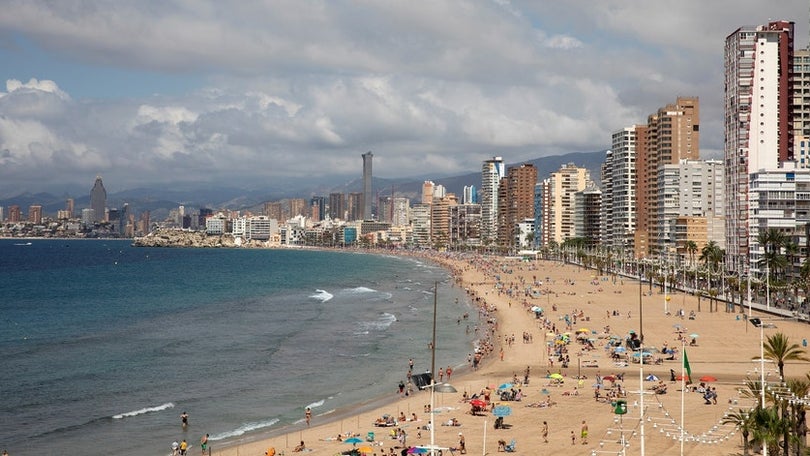 Espanha abre fronteiras aos turistas vacinados