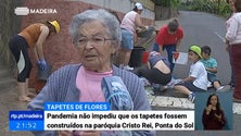 Imagem de Cumpriu-se este domingo a tradição dos tapetes de flores na Paróquia do Cristo Rei, Ponta do Sol (Vídeo)