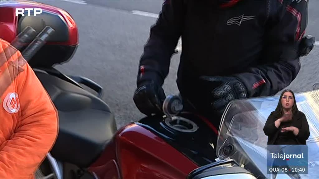 Oposição acusa Governo de pouco fazer para ajudar os portugueses