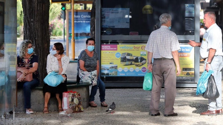 Incidência e índice de transmissibilidade continuam a descer