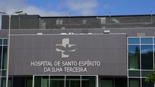 Imagem de Doente recupera da Covid-19 e sai dos Cuidados Intensivos na Terceira (Vídeo)