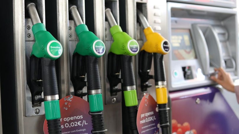 Imagem de Preço da gasolina desce