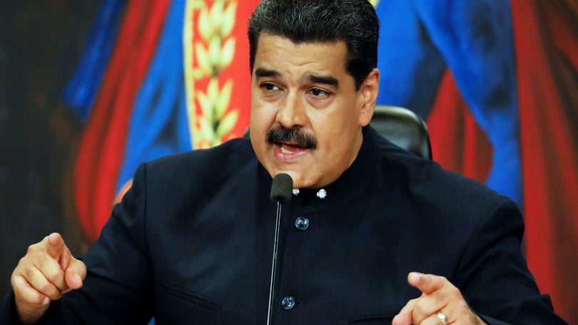 Presidente venezuelano anuncia plano de medicina tradicional face à escassez de medicamentos