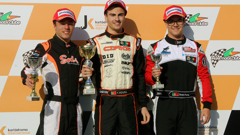Imagem de Piloto madeirense destaca-se no Kartódromo Internacional do Algarve