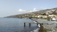 Imagem de Santa Cruz vai candidatar duas praias à Bandeira Azul (áudio)