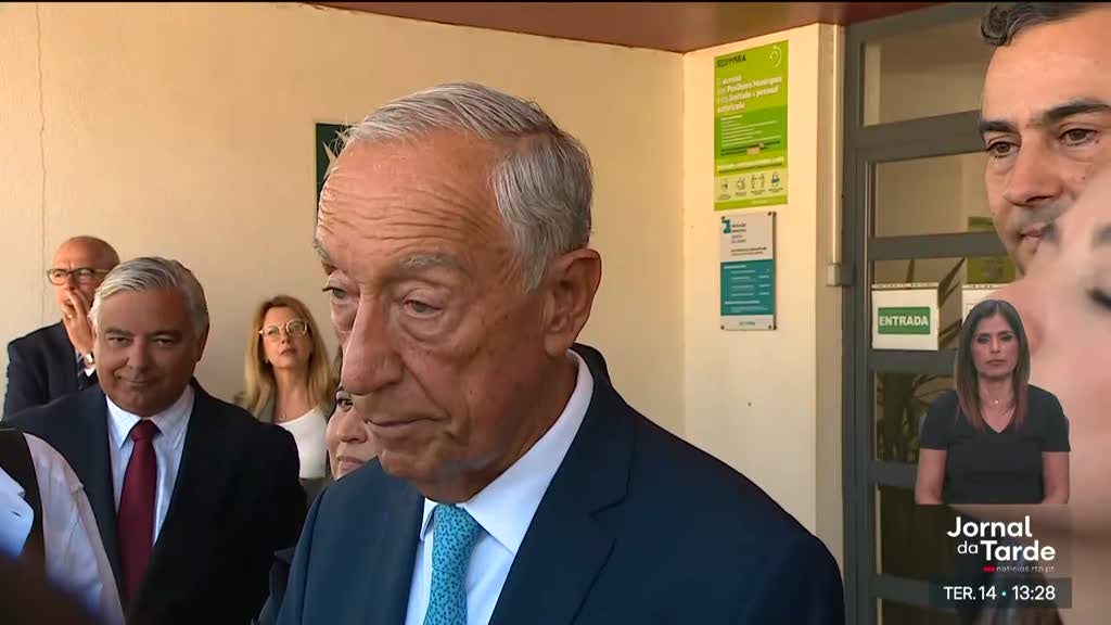 Presidente da República "feliz" com a queda da abstenção