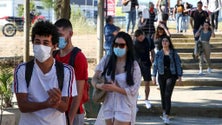 Imagem de Covid-19: Pandemia está a mudar e jovens são a nova ameaça, alerta a OMS