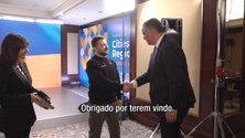 Imagem de Vasco Cordeiro reúne com Volodymyr Zelensky
